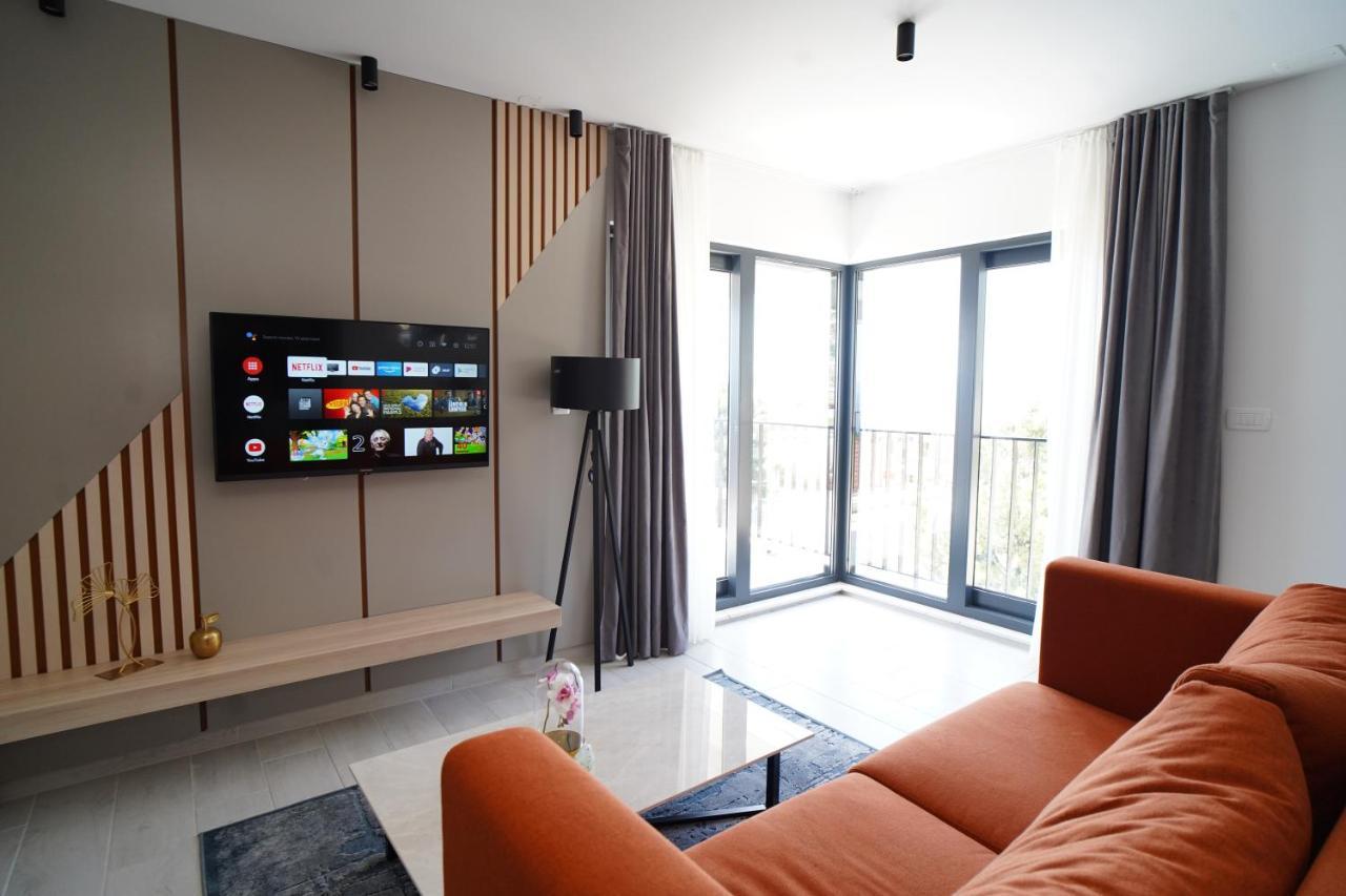 Solis Apartment